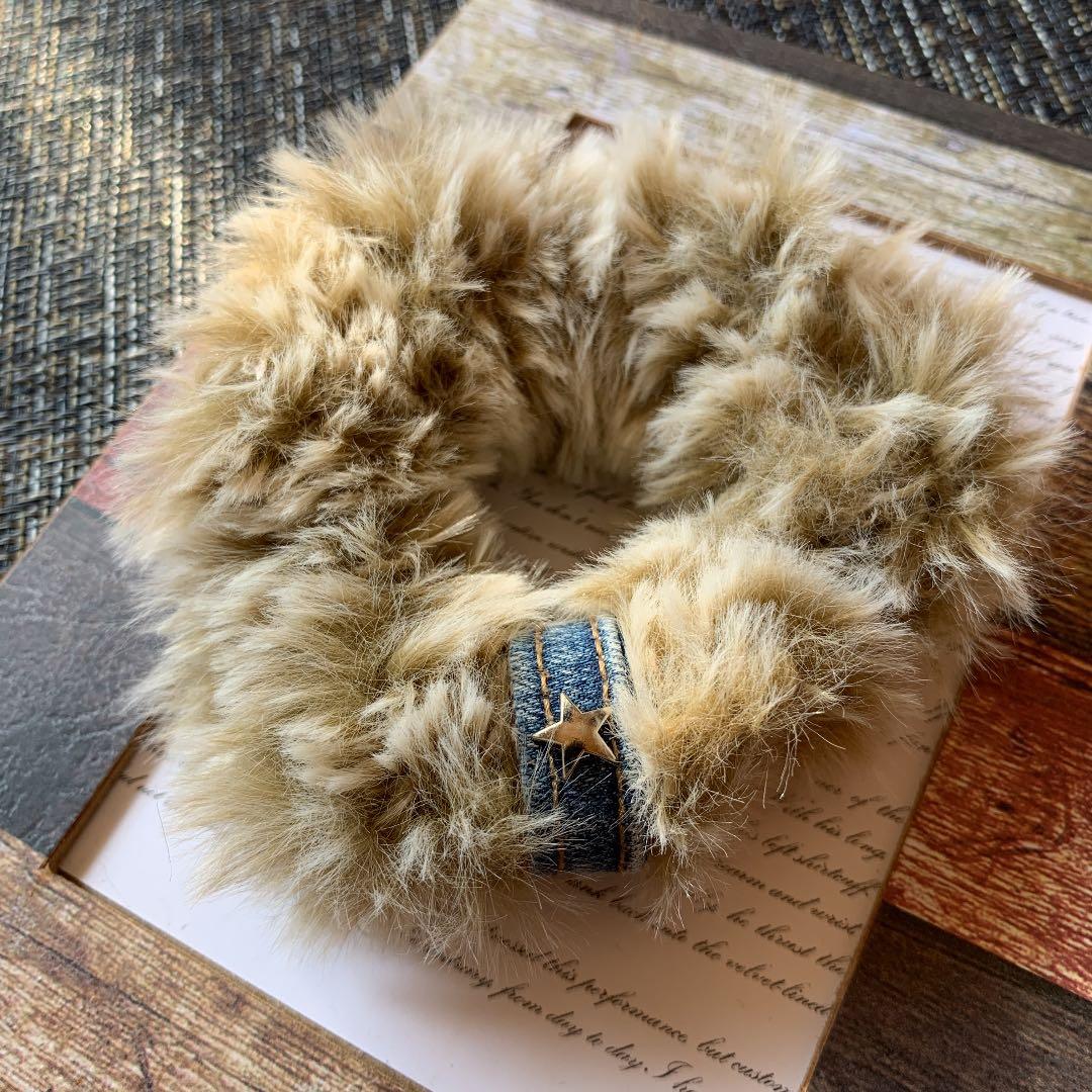 ¨̮秋冬シュシュ　チェック　デニム　ファー