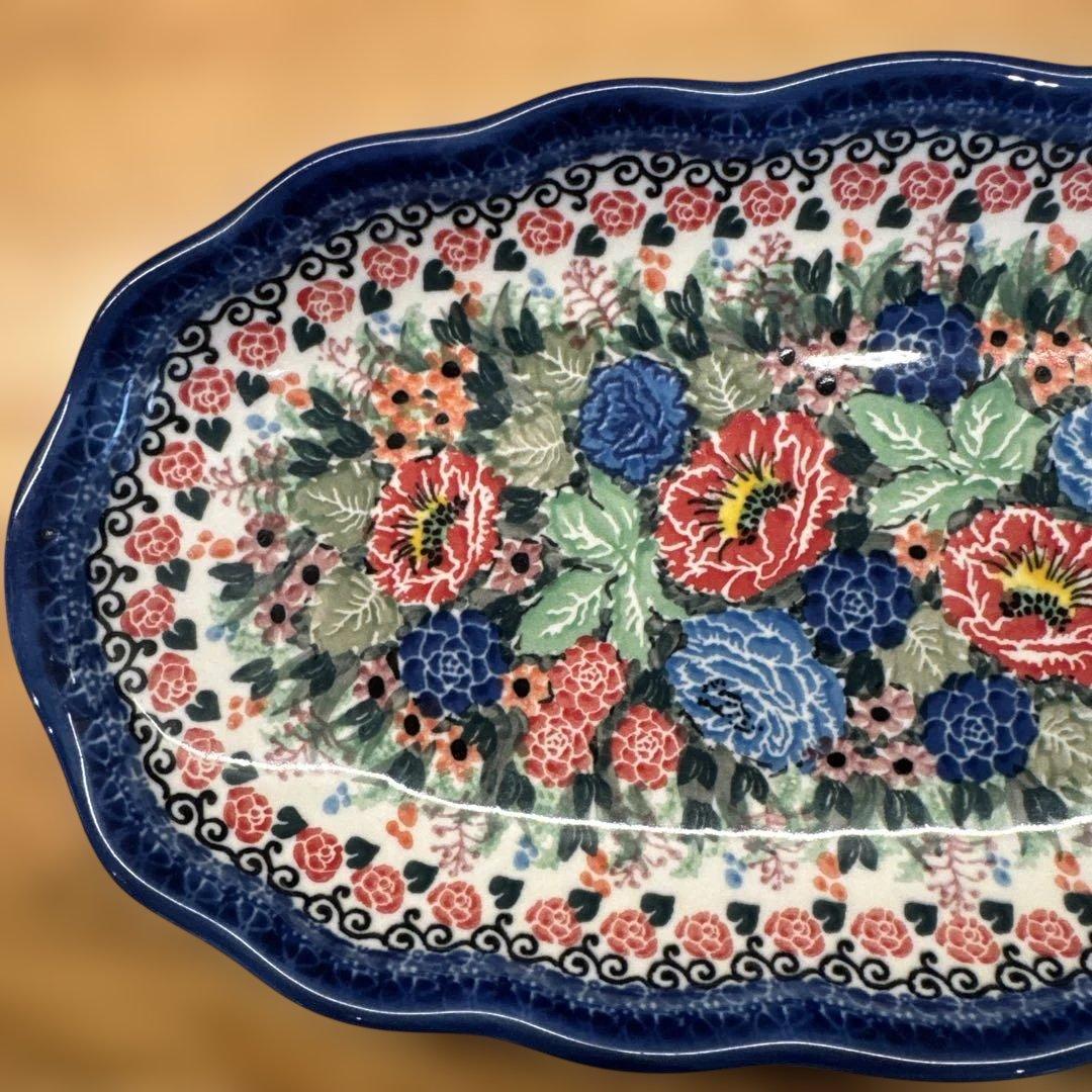 ポーリッシュポタリー　オーバル皿　花柄