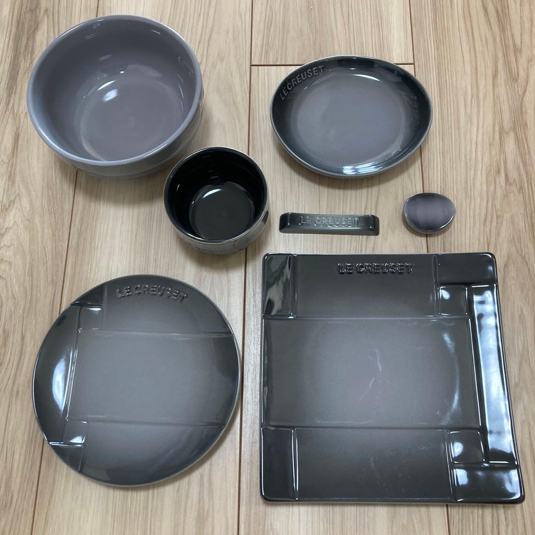 ル・クルーゼ ＊ フリント 7点セット
