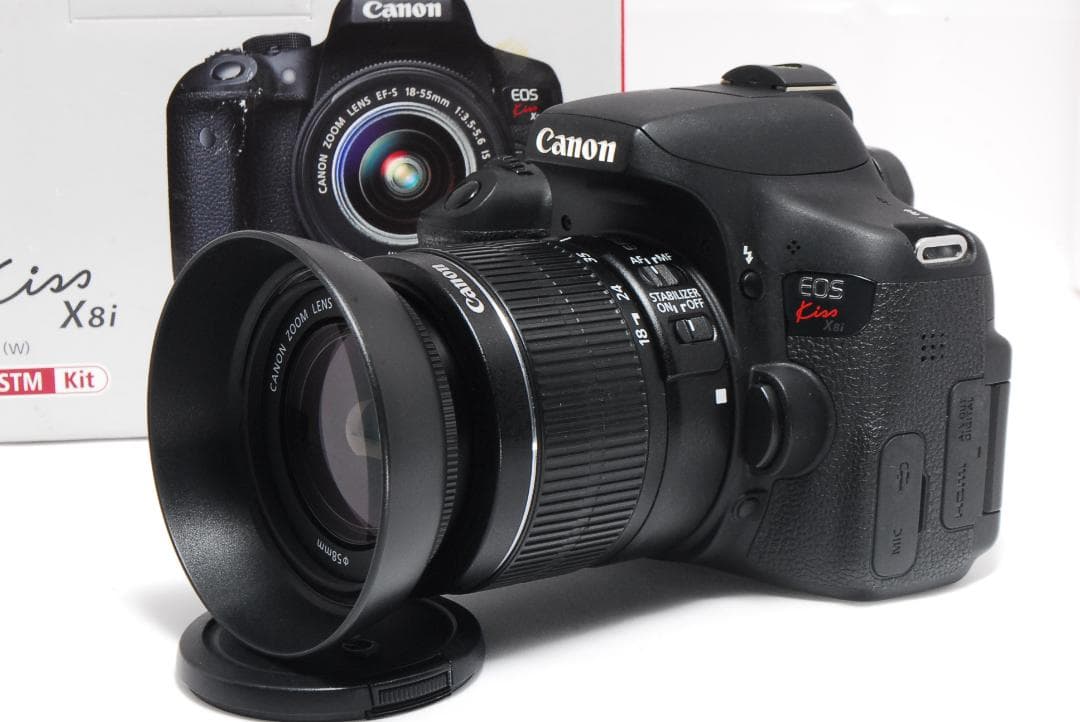 【美品】Canon EOS Kiss X8i レンズキット Wi-Fi搭載