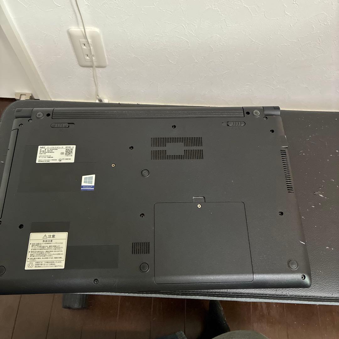 No4 NECノートパソコン　i5-7200U　8GB　SSD500GB
