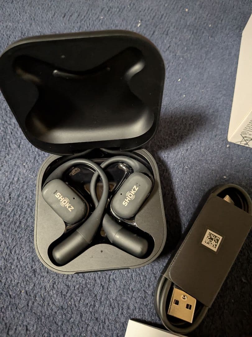 SHOKZ OPENFIT ワイヤレスイヤホン ブラック