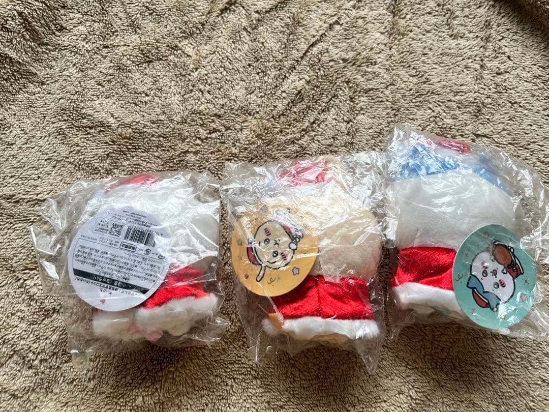 ちいかわ　サンタさんだ！持ちますマスコット