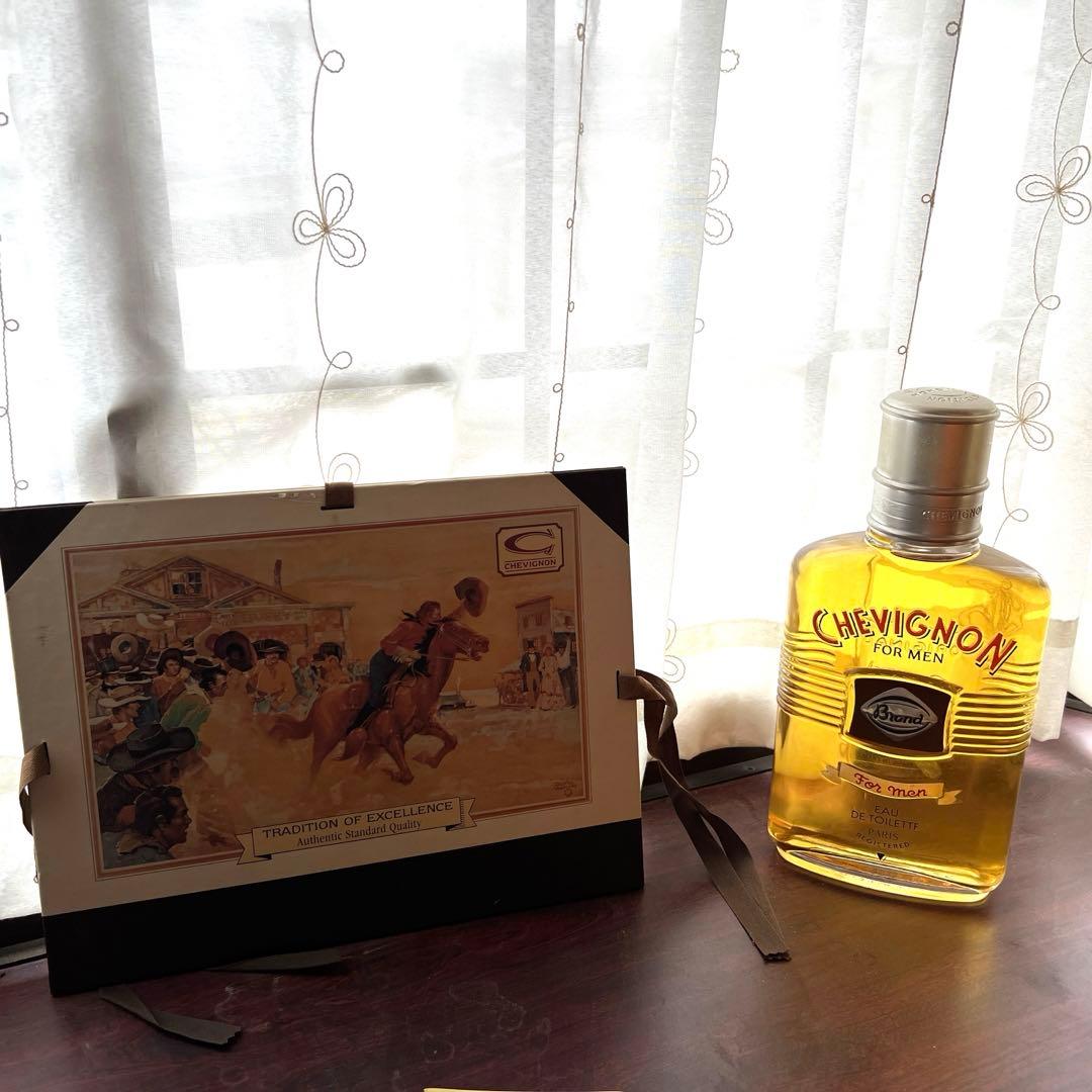 CHEVIGNON girl木製サインボードほか2点