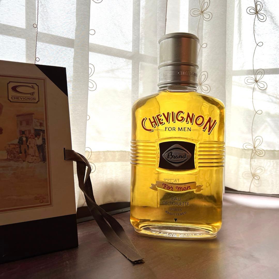 CHEVIGNON girl木製サインボードほか2点