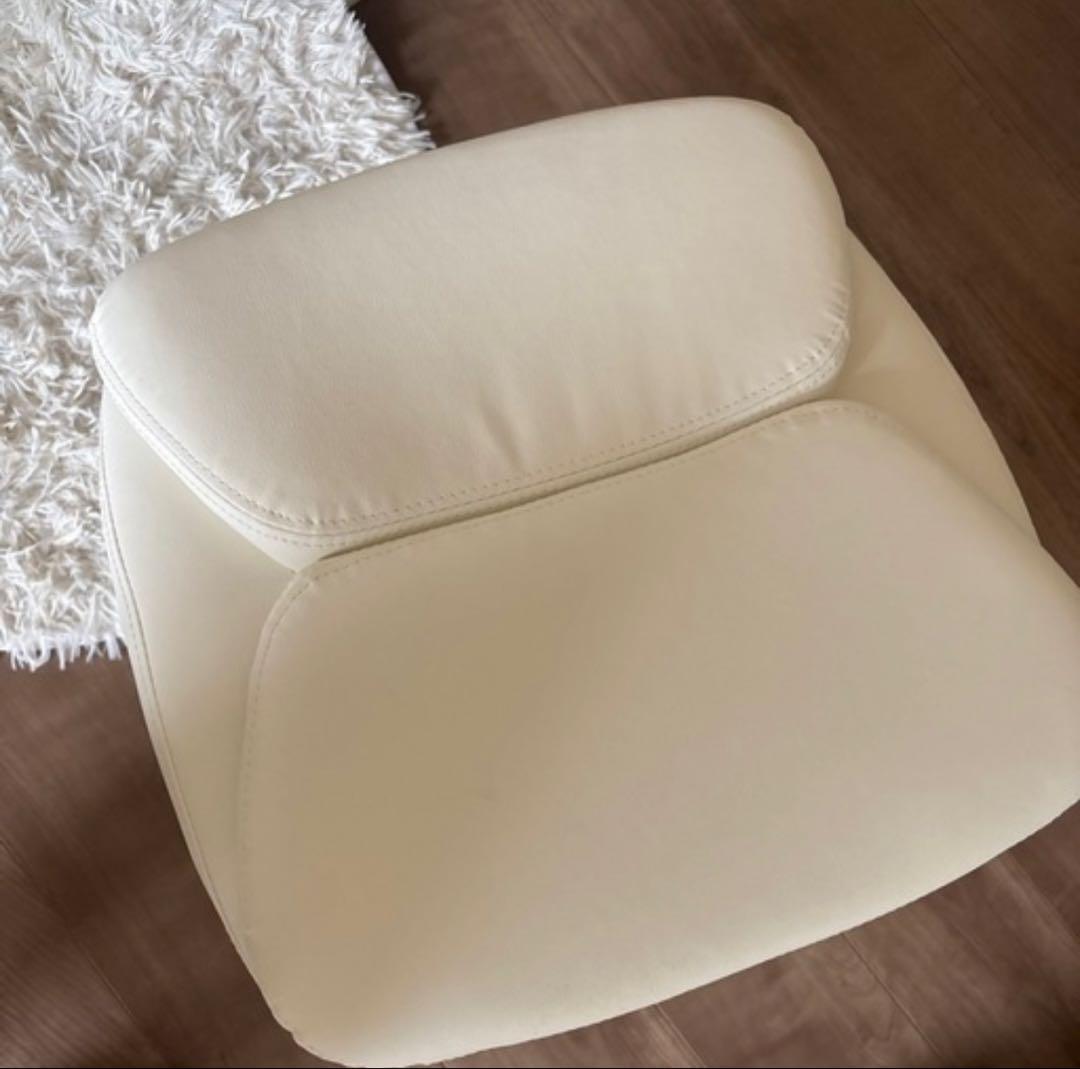 美品リクライニングホワイトチェア フットレスト付き