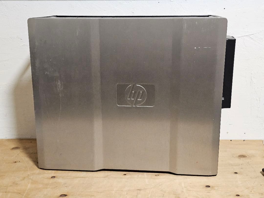 HP Z800 Workstation　Dual Xeon メモリ32GB 動作