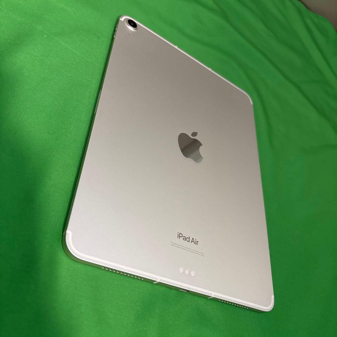 iPad Air（第五世代）Wi-Fi+Cellular 64GB ケース付