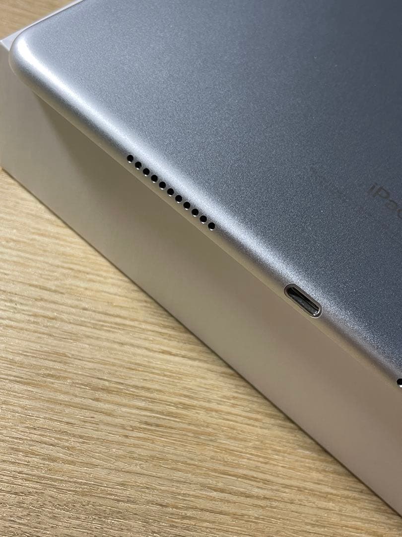 iPad本体 Apple iPad PRO Wi-Fi 64GB A1707 MQDW2J/A