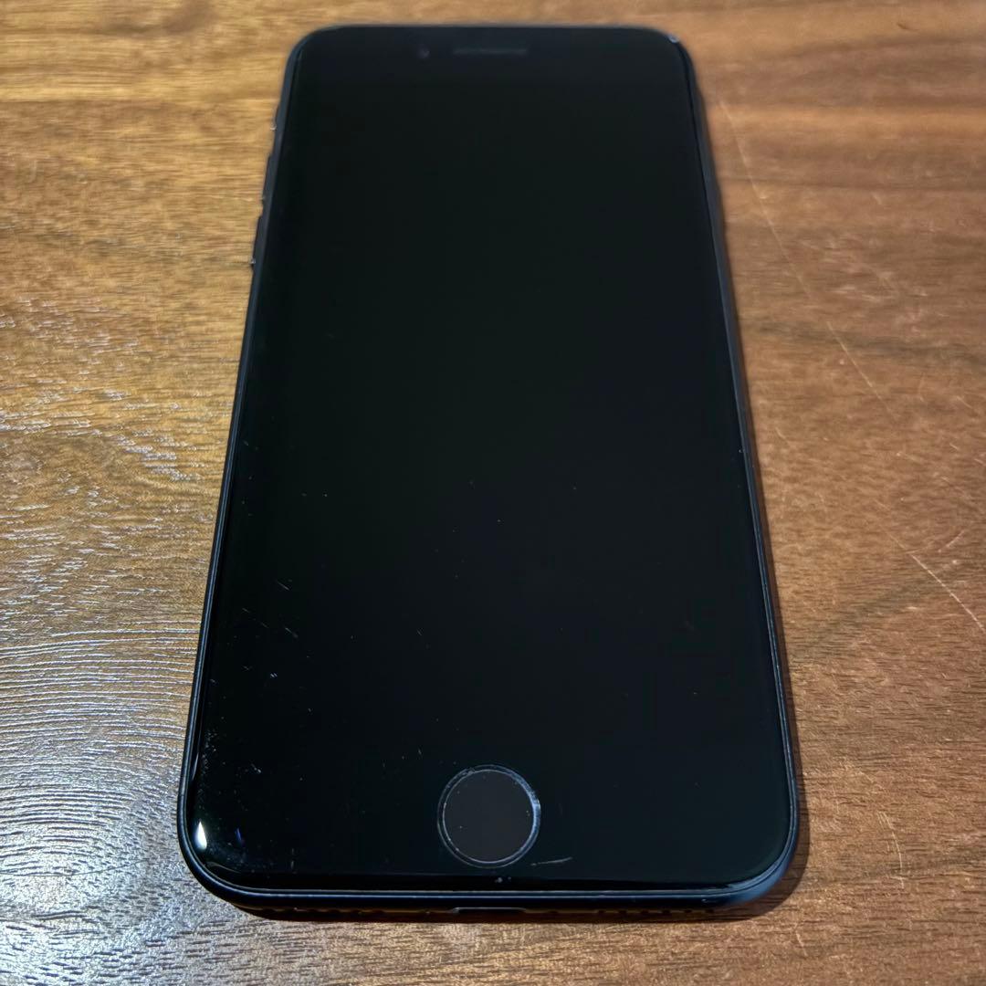 iPhone第3世代 64GB