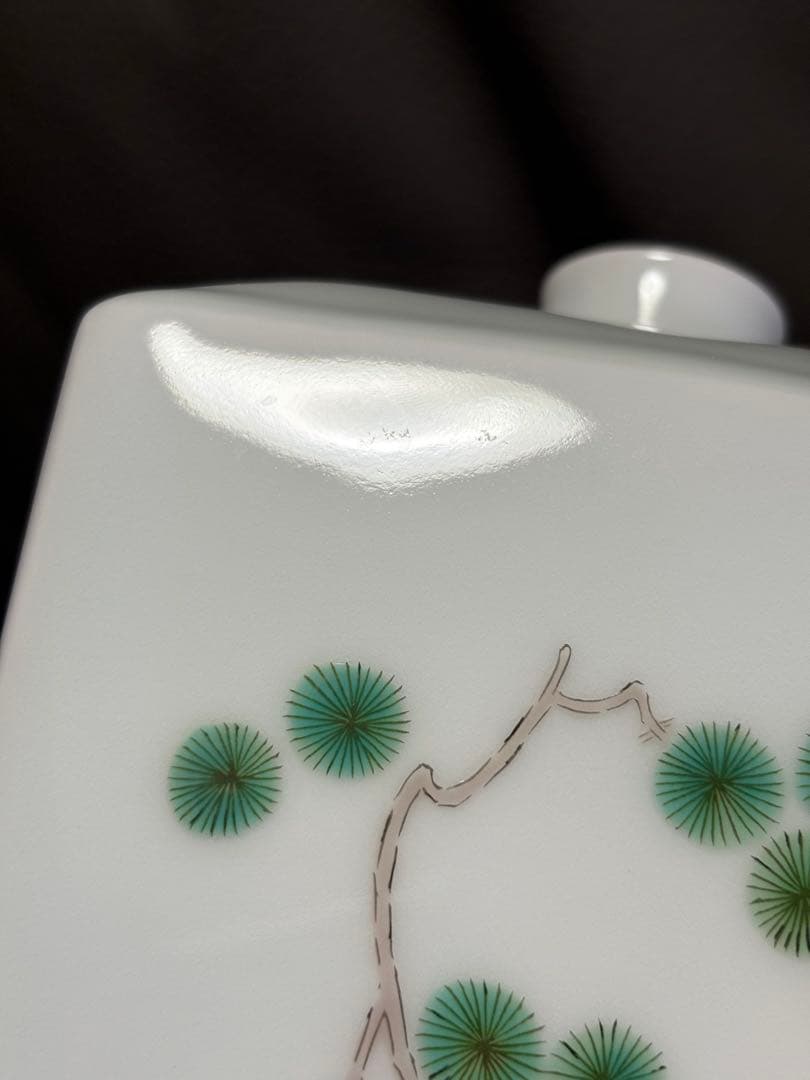 花瓶　角瓶　置物