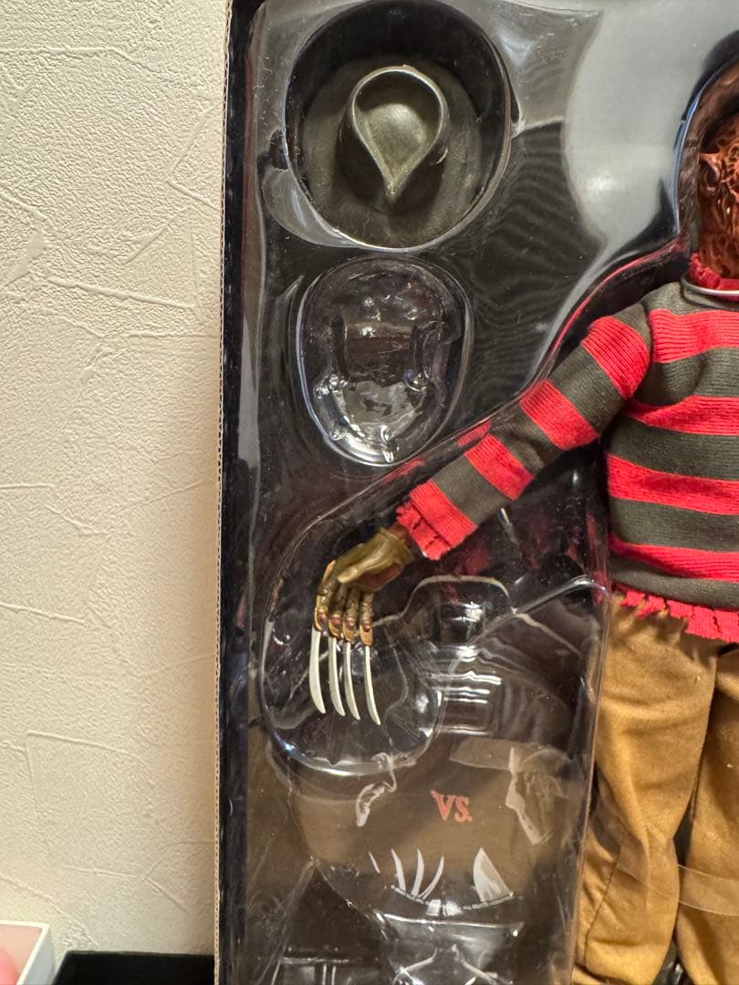 <17日まで>1/6 Freddy vs. Jason フレディフィギュア