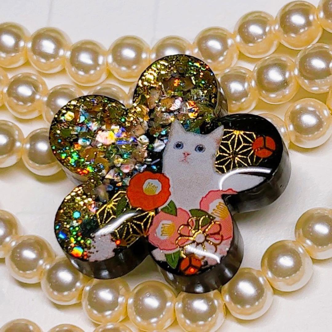 akkokun様お取置き レジンヘアゴム 浴衣に♡和柄の白猫ちゃんNo.1072