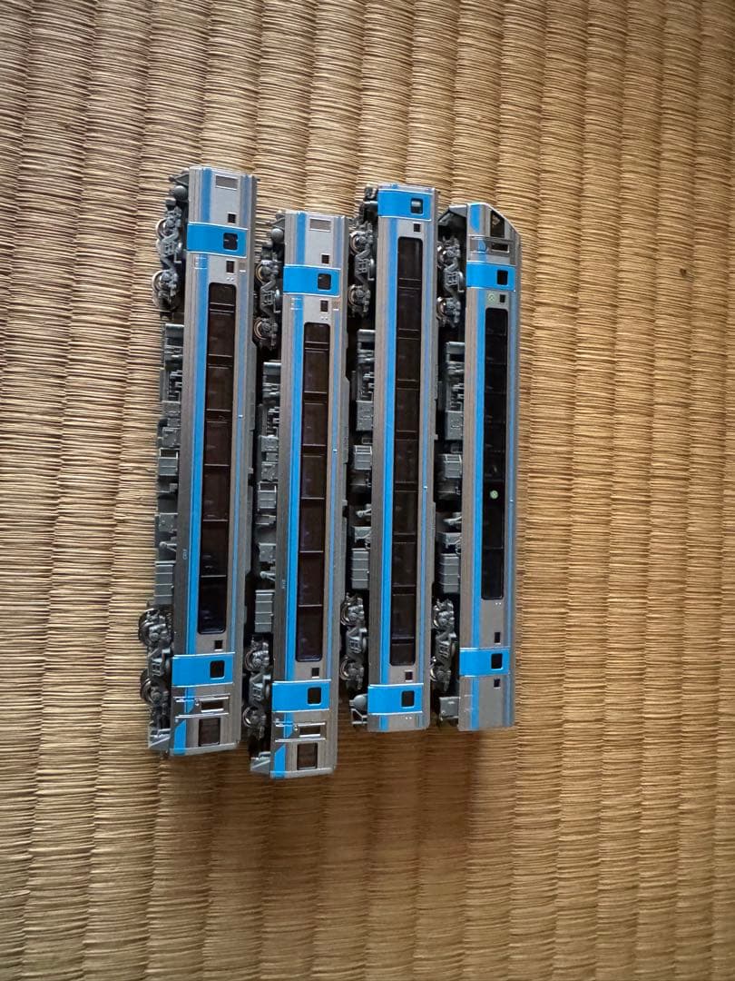 nゲージJR四国2000系