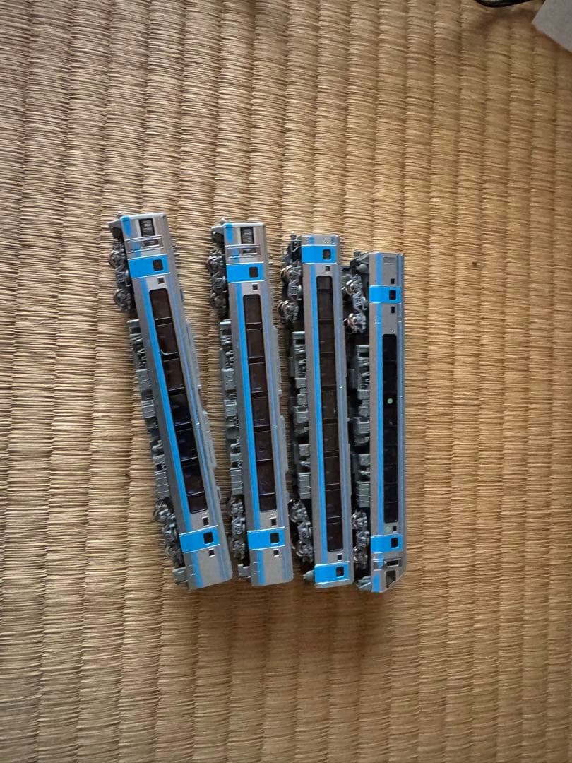 nゲージJR四国2000系