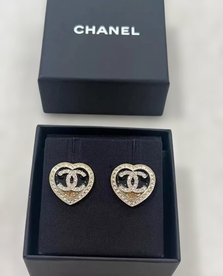 美品~**CHANEL ブラック ストラップサンダル23.5