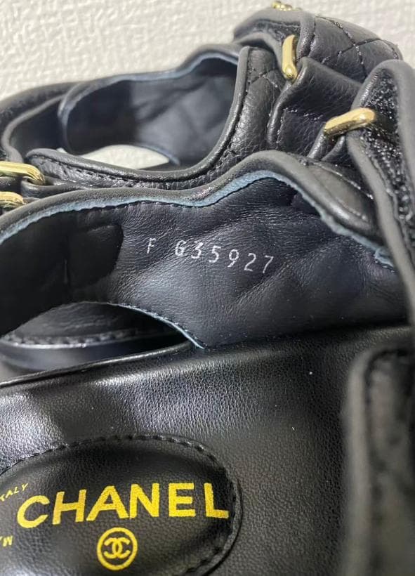 美品~**CHANEL ブラック ストラップサンダル23.5