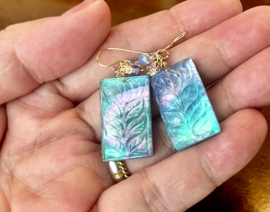 SALEラピス✖️マザオパ✖️水晶ヘリコニアLeafカービングピアス です