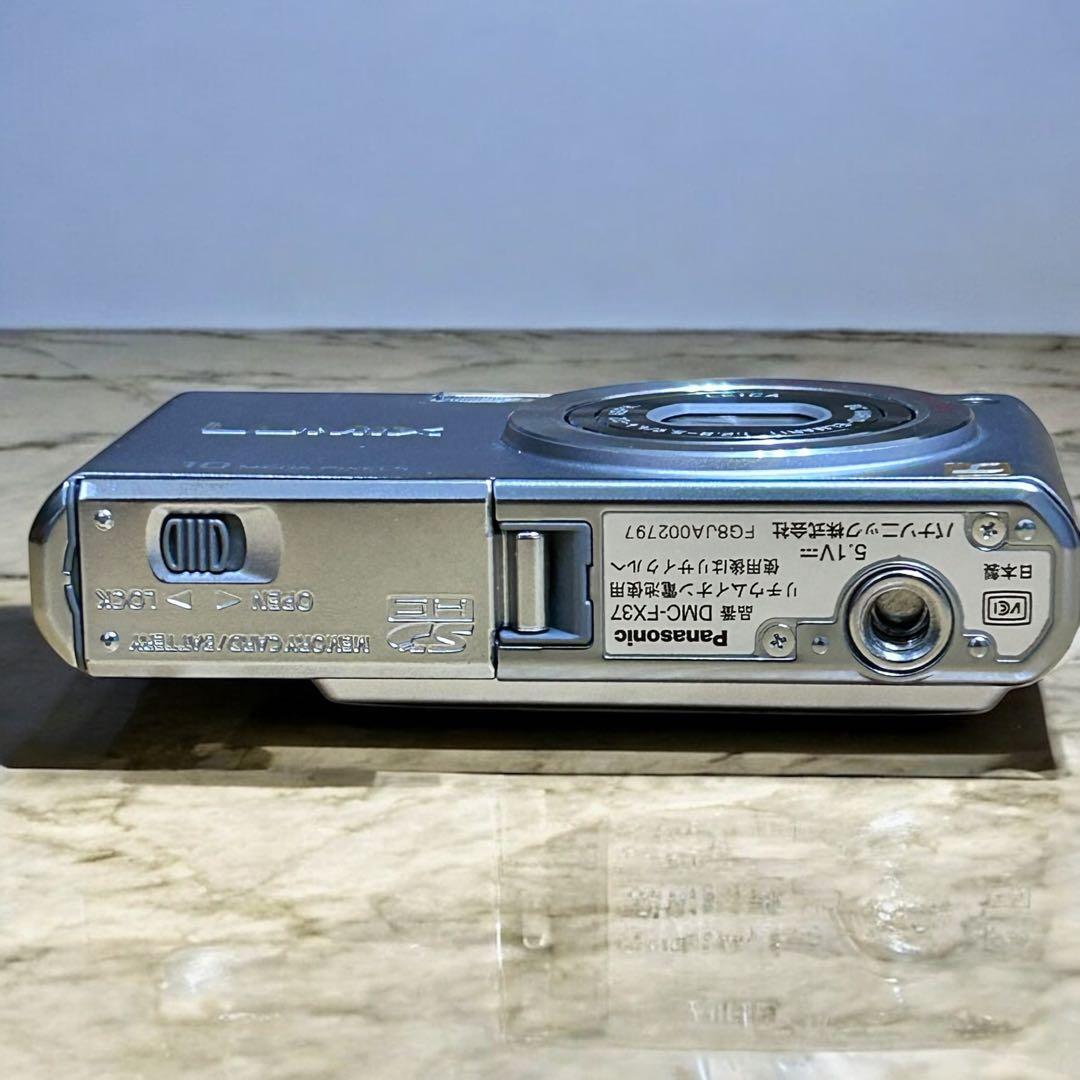 Panasonic DMC-FX37 コンパクトデジタルカメラ