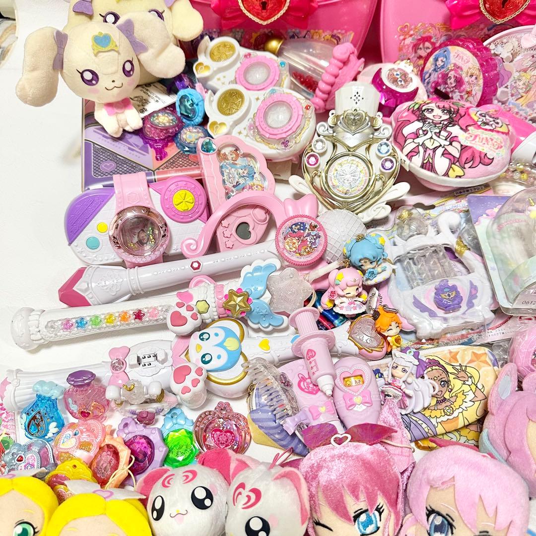 大量 プリキュアなど キャラクターグッズ ぬいぐるみ おもちゃ まとめ売り