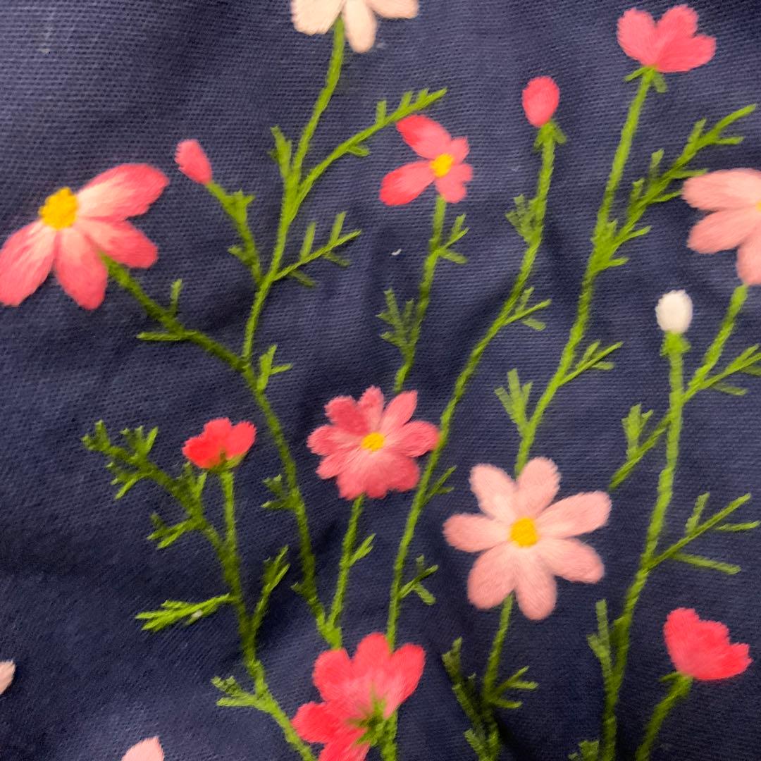 リュックサック　刺繍　バッグ￼