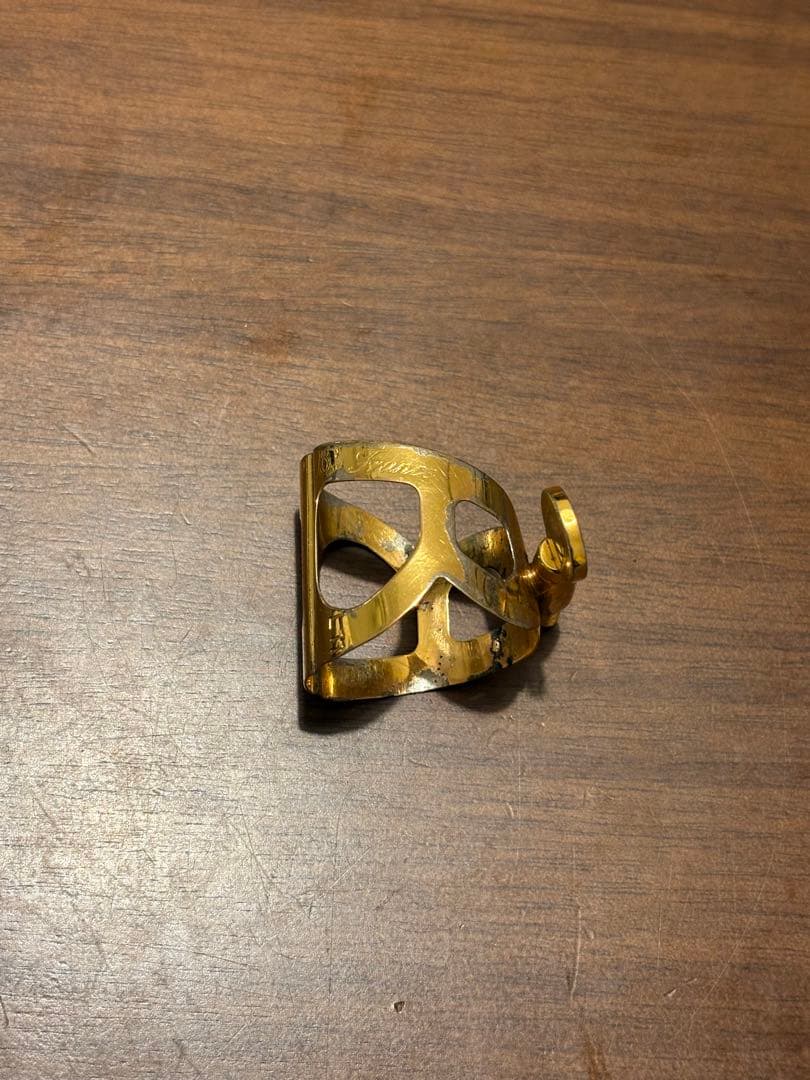 BG アルトサックス　リガチャー　L11