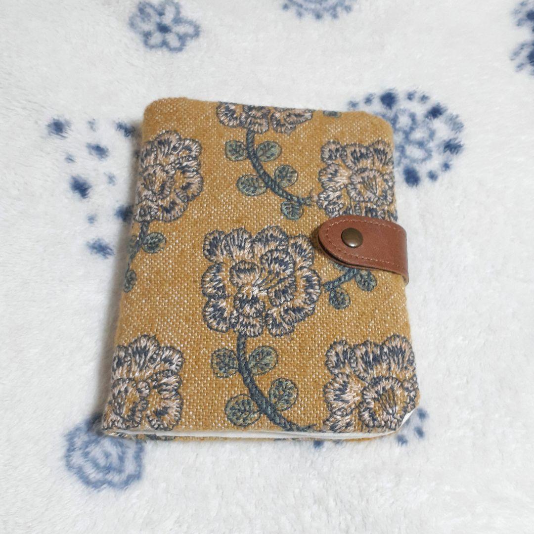 ミナペルホネン ハンドバッグ 手帳型マルチケース お薬手帳