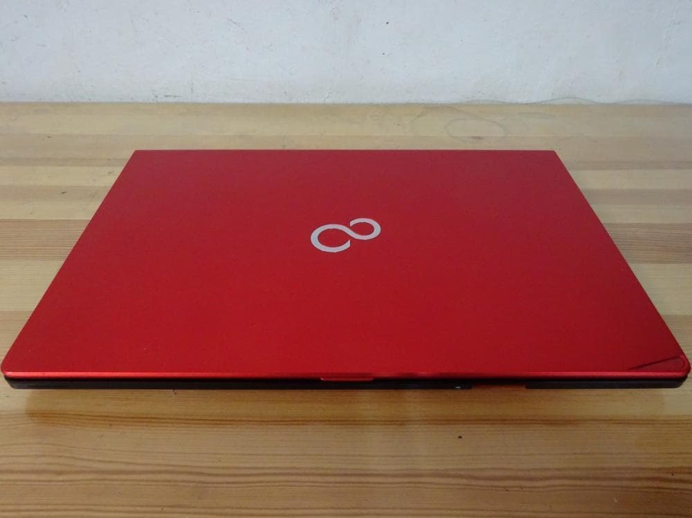 富士通 ノートパソコン LIFEBOOK SH90/P/中古特価良品