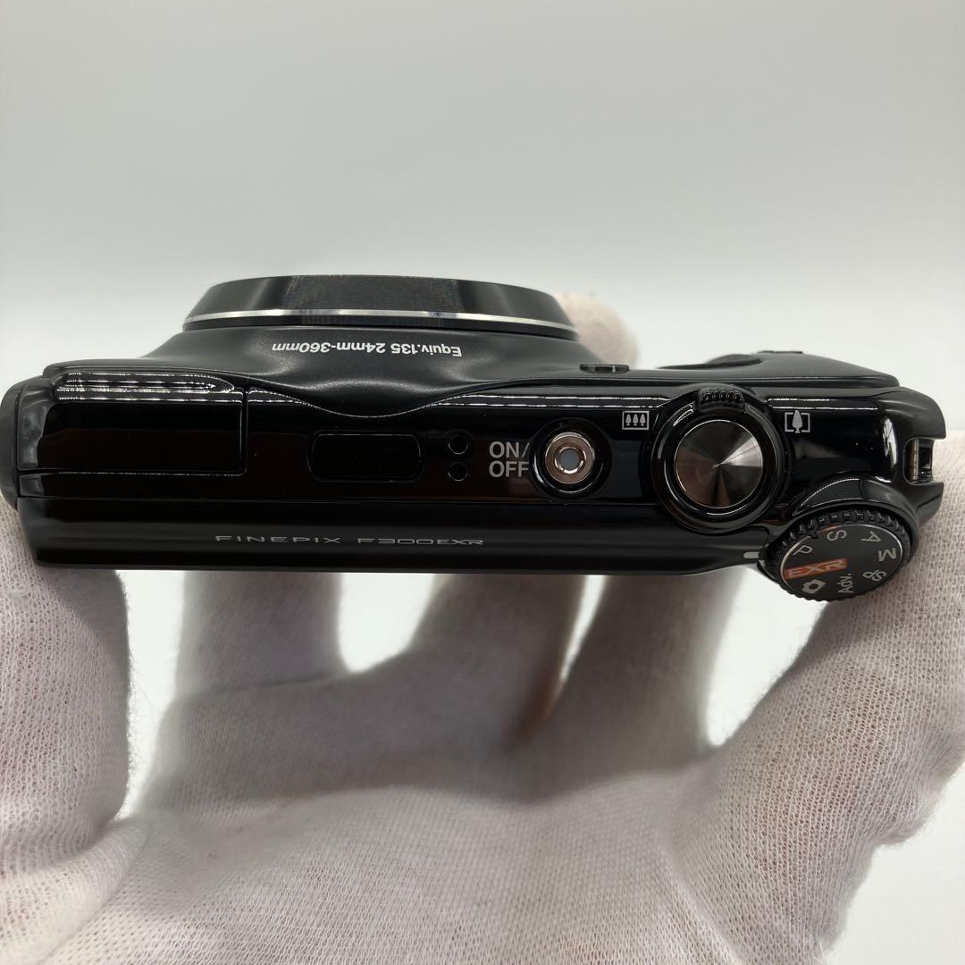 専用✨ FUJIFILM FinePix F300EXR ブラック 動作品