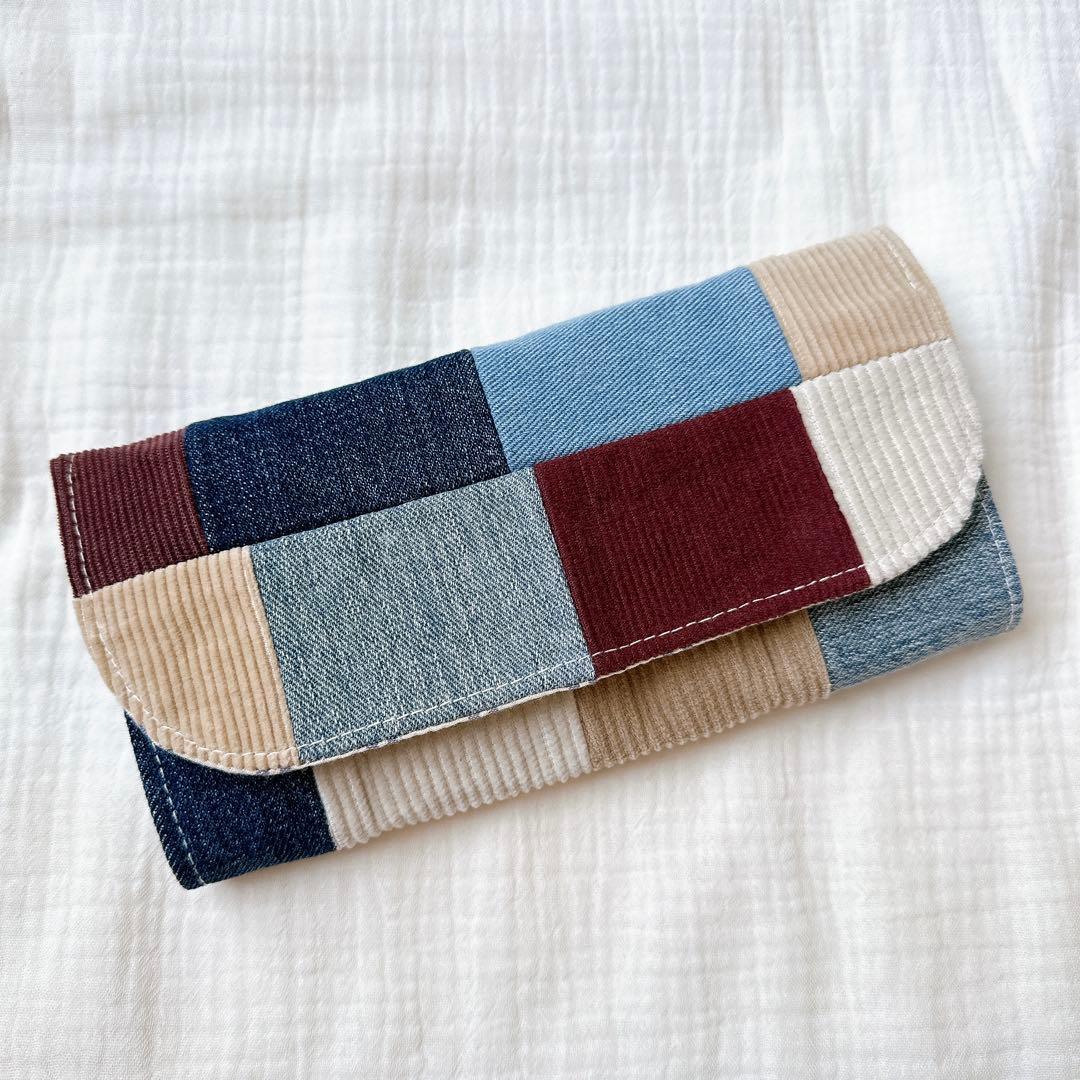 K*だ様 ハンドメイド　デニムリメイク長財布