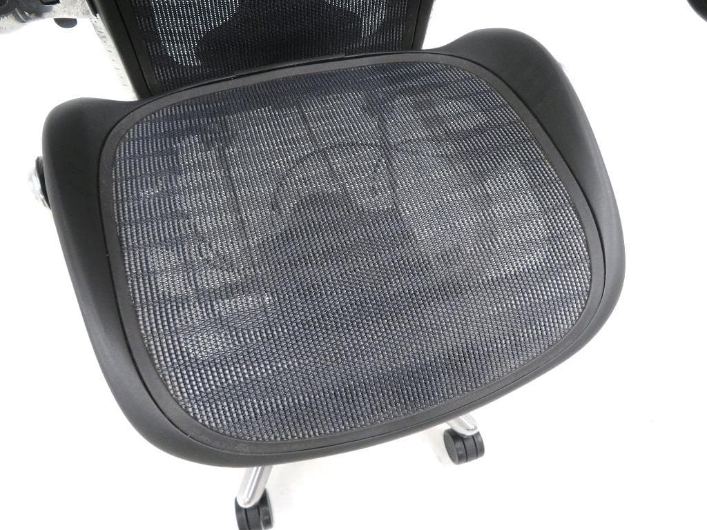 展示品　ハーマンミラー　アーロンチェア　ポリッシュ　Bサイズ　フル装備　事務椅子