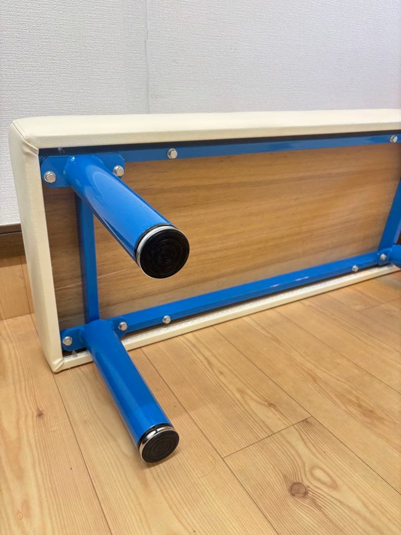 【今月末まで】直接お渡し限定　高田ベッド　ソファー　背無し2人掛けソファ