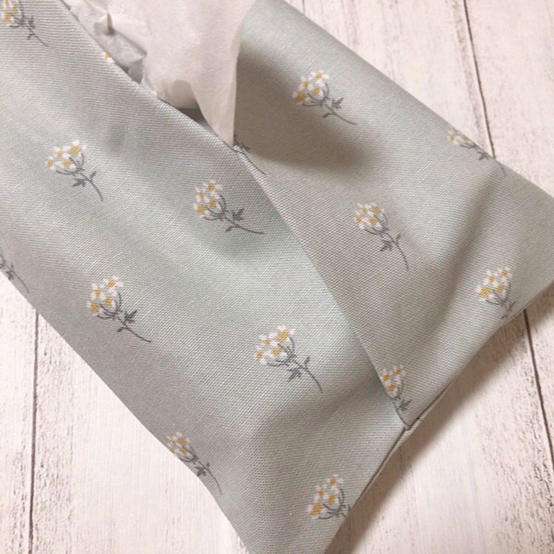 ハンドメイド✁︎✁︎ ボックスティッシュカバー　　　　　　    レースフラワー