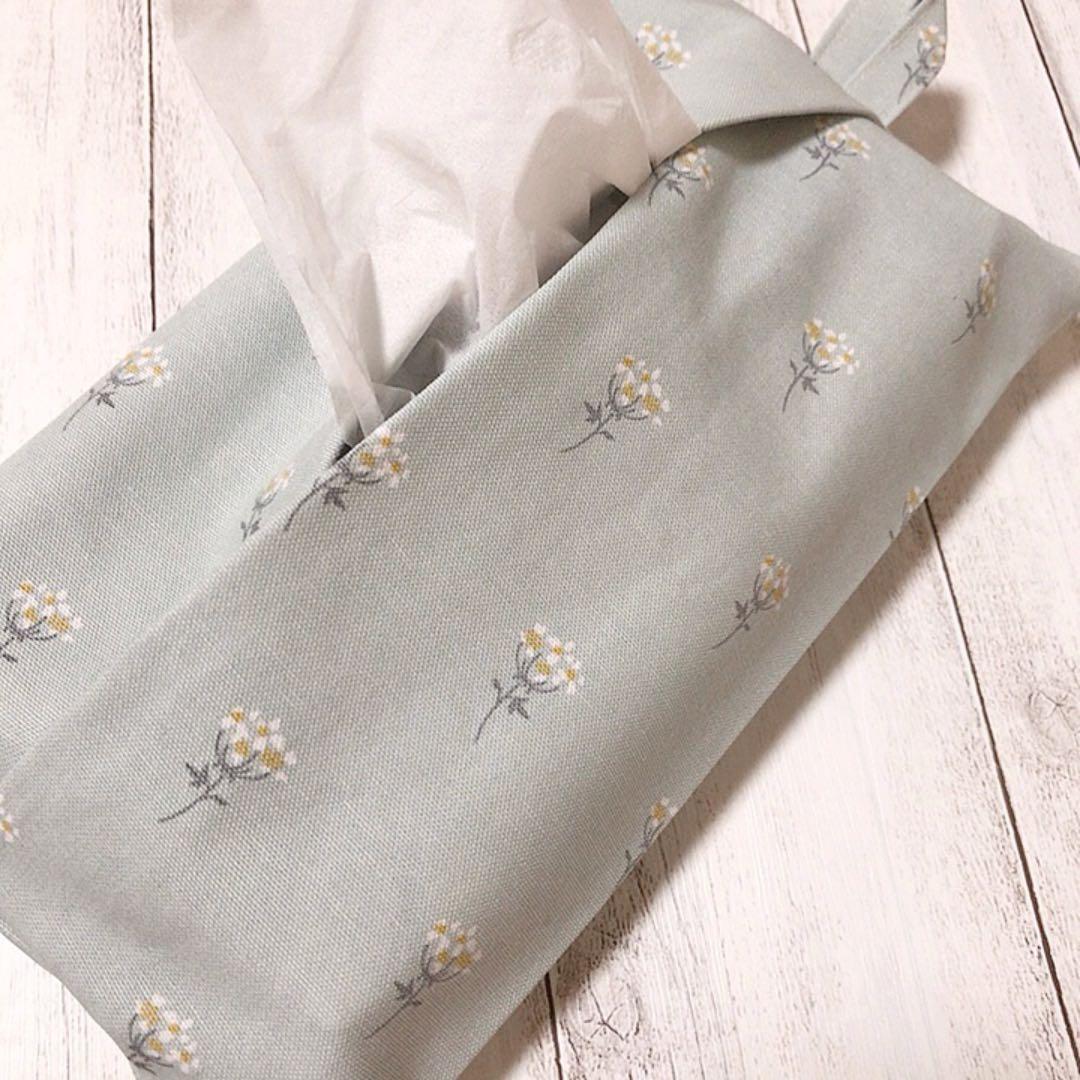 ハンドメイド✁︎✁︎ ボックスティッシュカバー　　　　　　    レースフラワー