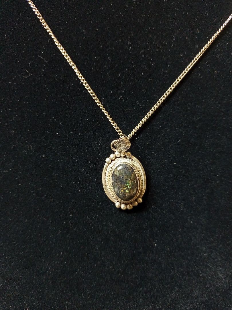 ラブラドライトペンダント