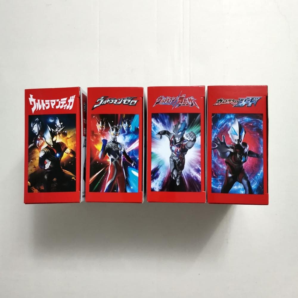 ウルトラマントミカ ４種(UTR-01~04)　箱が大きいタイプ