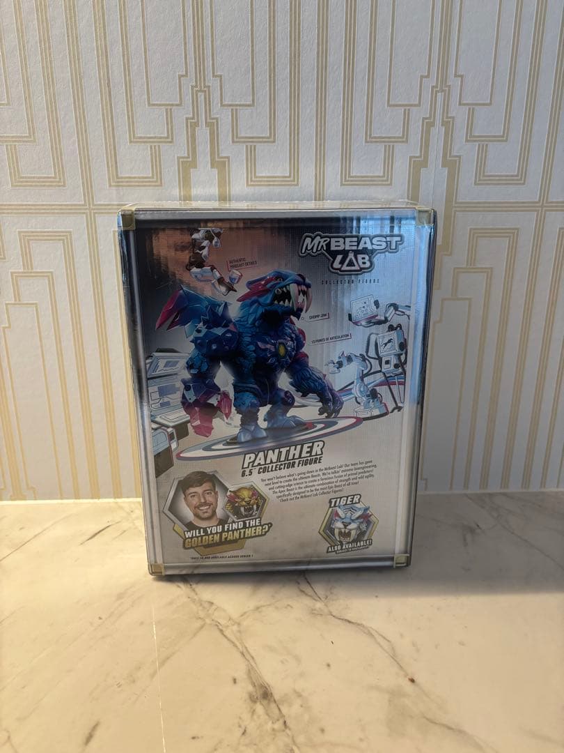 新品　Mr Beast Lab Panther フィギュア