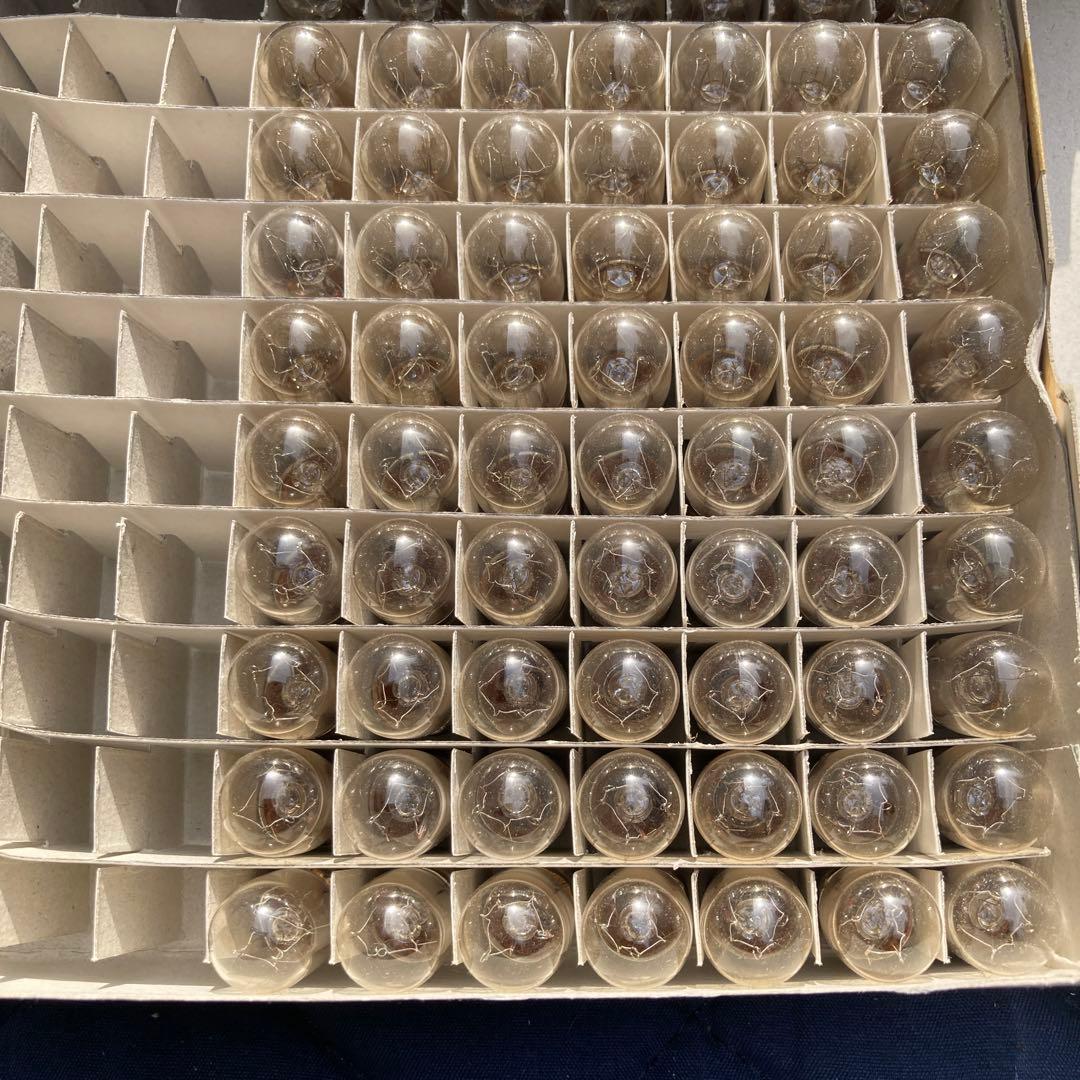 パネル球　110V5W