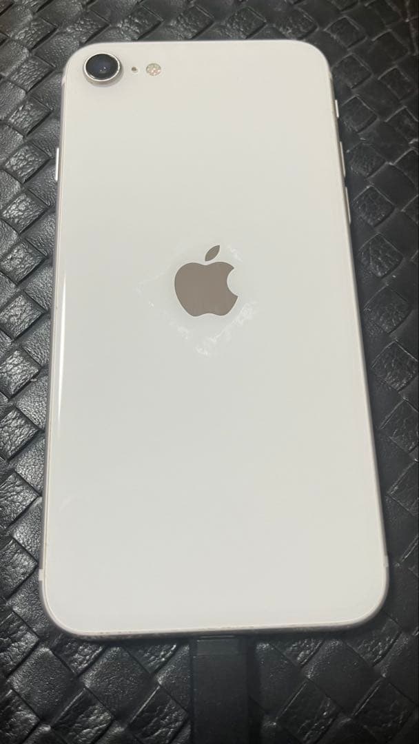 iPhoneSE 第二世代 ホワイト 64gb 本体