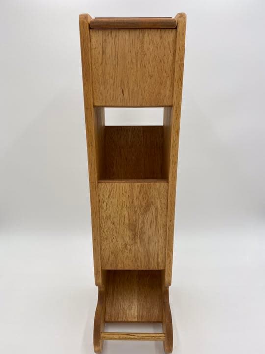 トイレットペーパーストッカー