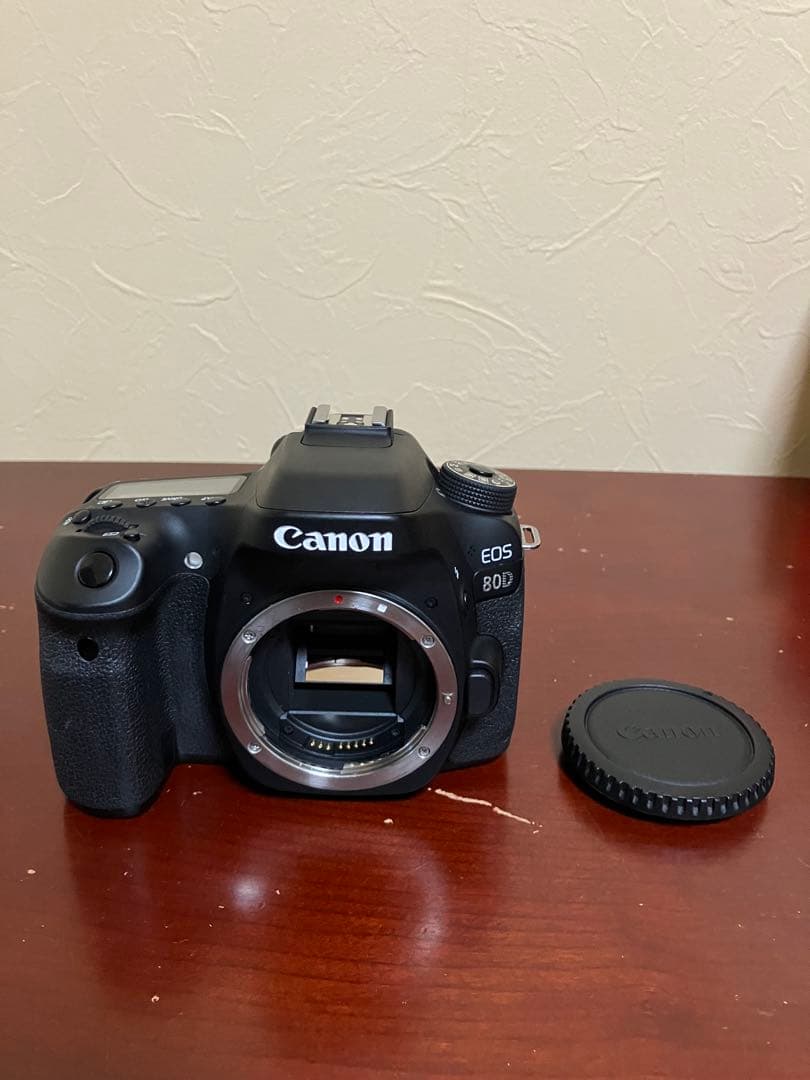 Canon EOS80D + EF-S 18-135mm IS USM セット
