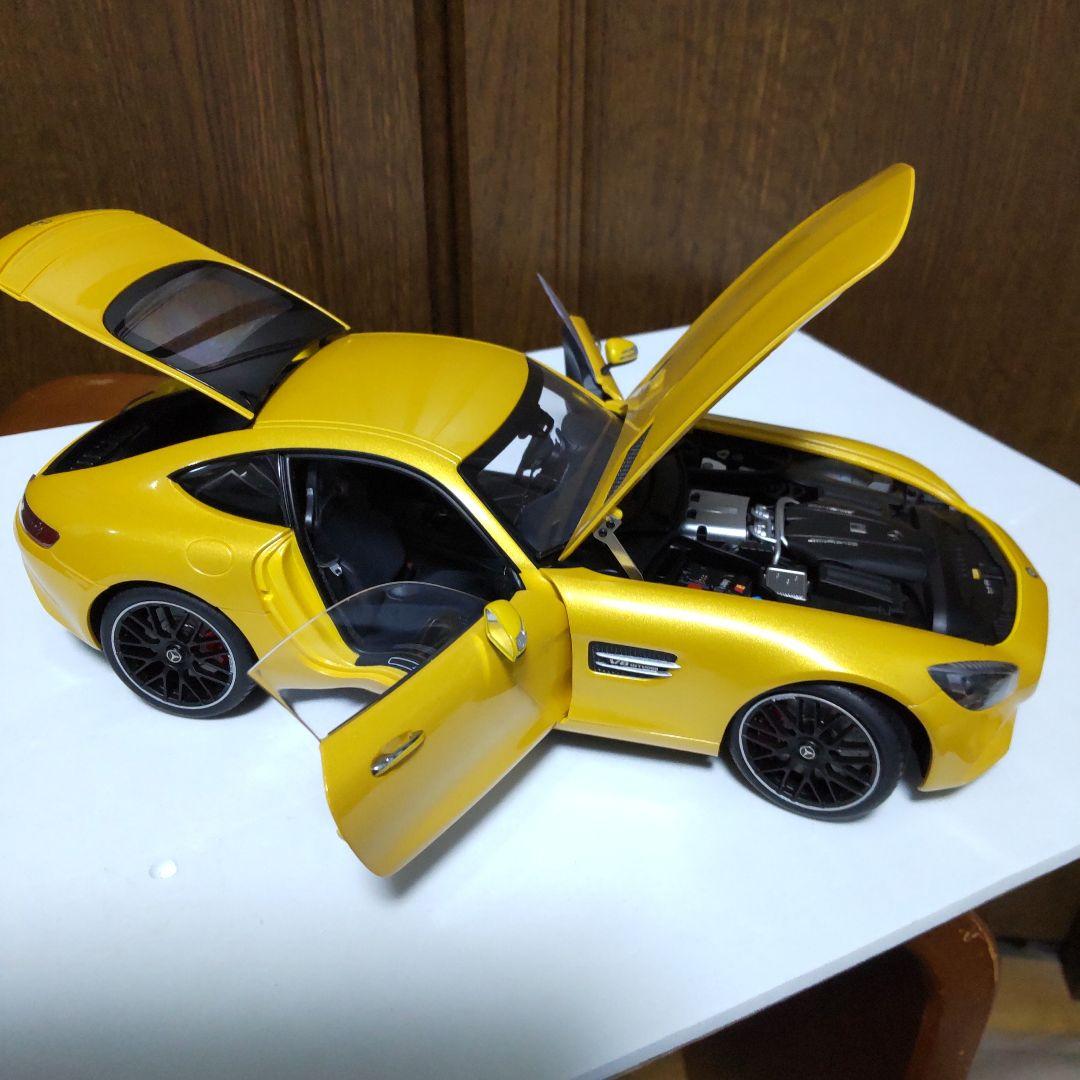メルセデス・ベンツ AMG GTS イエロー 1/18 オートアート