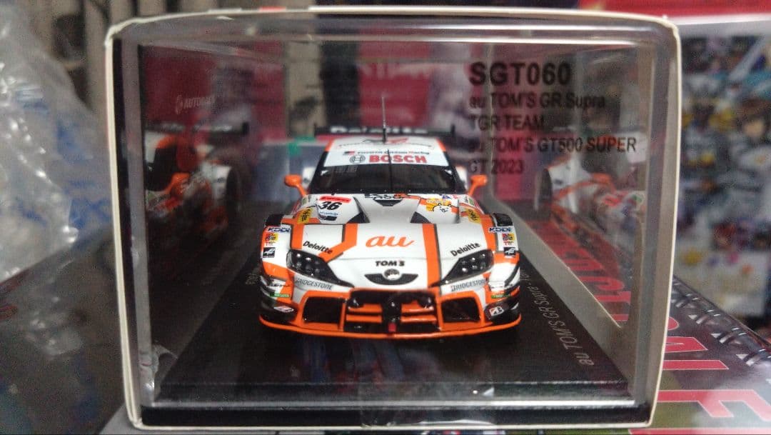 スパーク 1/43 au TOM’S GR Supra 2023