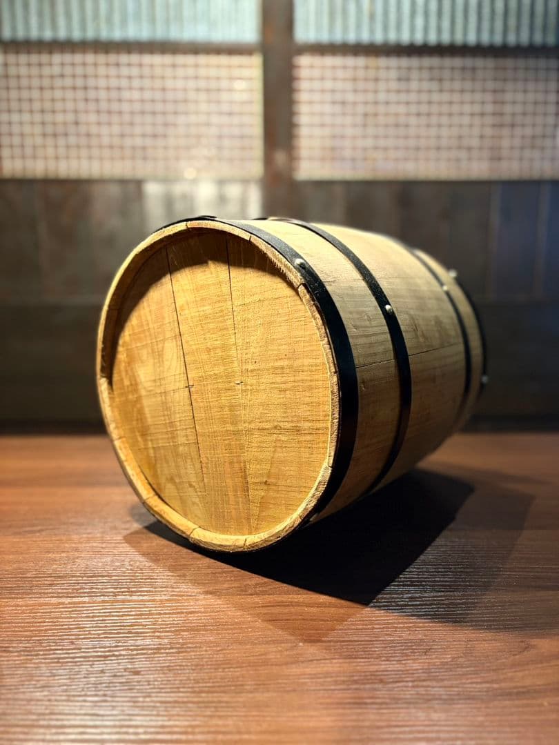 樽型サーバー（ボックスワイン用）ヨコ型穴1