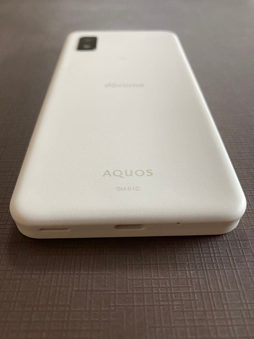 AQUOS wish2 SH-51C 64GB SIMロック解除済み 利用制限〇
