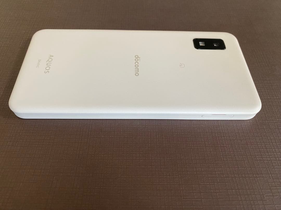 AQUOS wish2 SH-51C 64GB SIMロック解除済み 利用制限〇