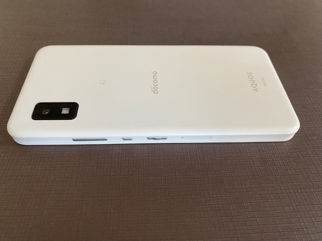 AQUOS wish2 SH-51C 64GB SIMロック解除済み 利用制限〇