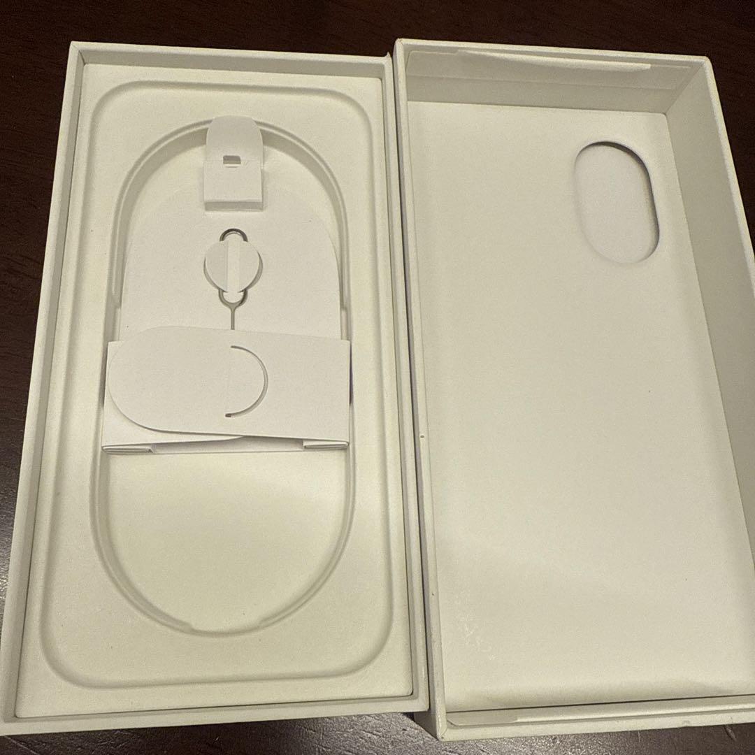 iPhone16 ピンク 本体 256G バッテリー最大容量98% 少し傷あり