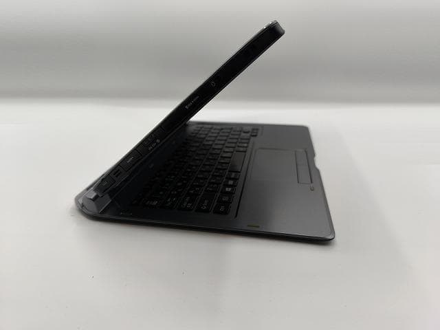 ノートパソコン/Windows11/Core i5/4GB/SSD★タブレット