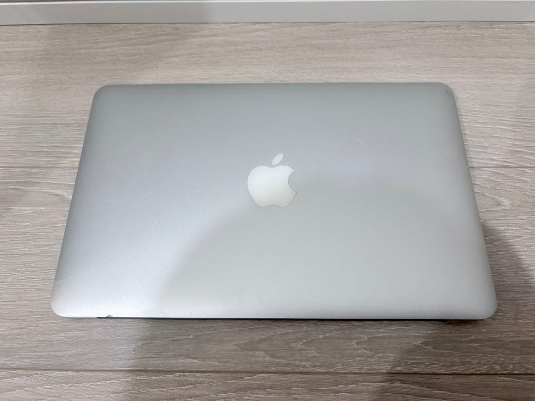 MacBook本体 MacBook Air (11-inch, Early 2015)